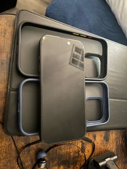 iPhone 16 pro 1TB [Unlocked]