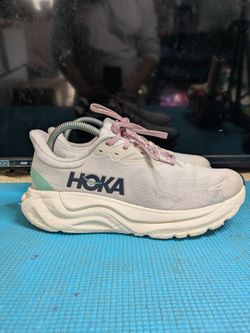 Hoka One One Arahi 8 1168711 RCRM Running Shoes Sneakers Womens Sz 9.5D Wide