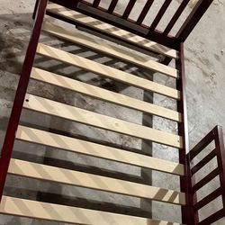 Toddler bed