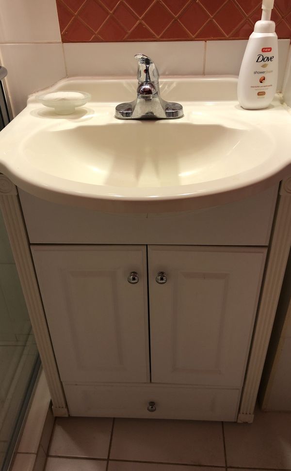 Bathroom Vanity For In Los Angeles Ca Offerup