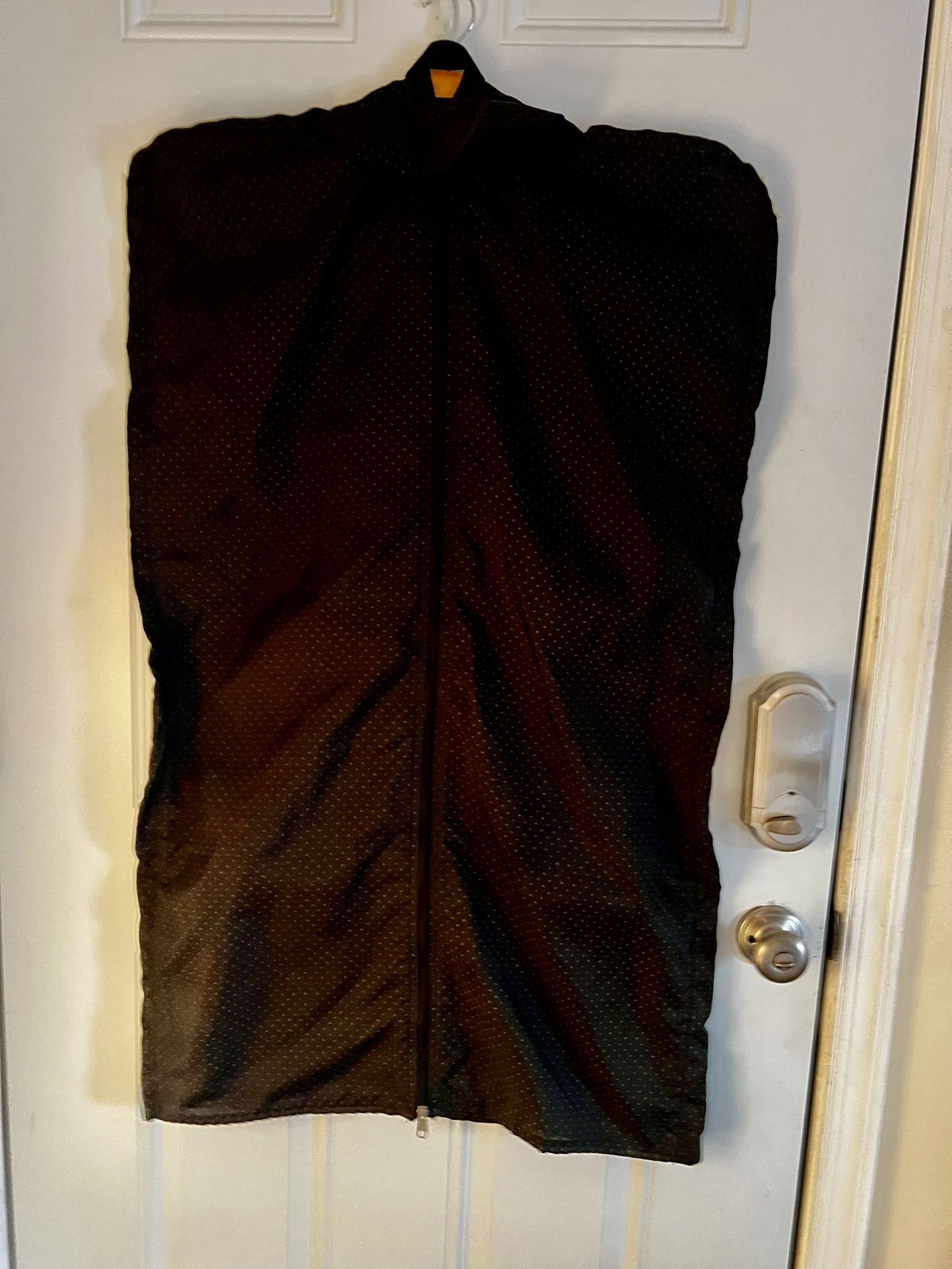 Garment bag polyester 41” long