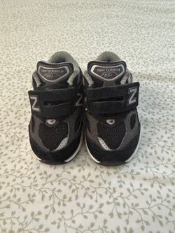 New Balance Kids 990 v6