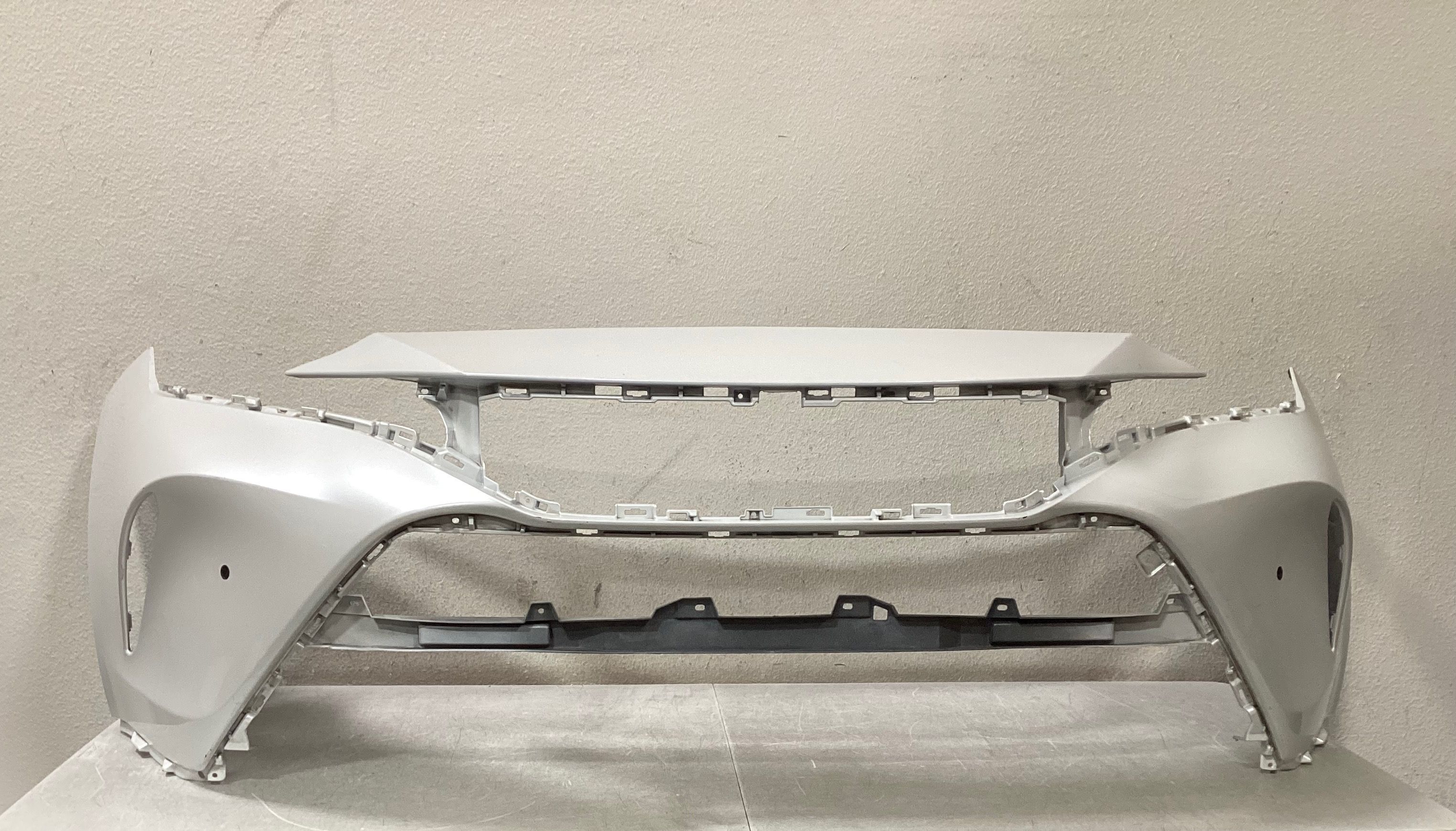 TOYOTA VENZA FRONT BUMPER 2021