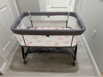 Gray Baby Bassinet 3 in 1