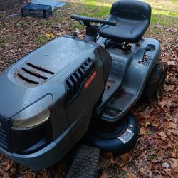 Lawn Mowet Tractor 