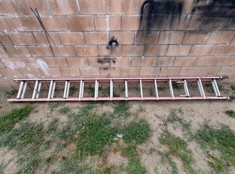 28ft. Ladder for construction