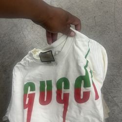 Men’s Gucci Shirt