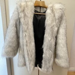 Spirithoods Husky Faux Fur Coat Women’s Small 