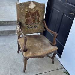 FUN ANTIQUE CHAIR