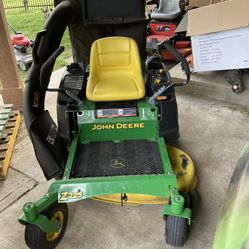 2010 42” John Deere Zero Turn 