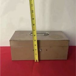 Lit-Ning Vintage Tool Box with Slide Latch