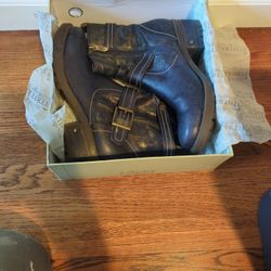 Women's Leather Boots