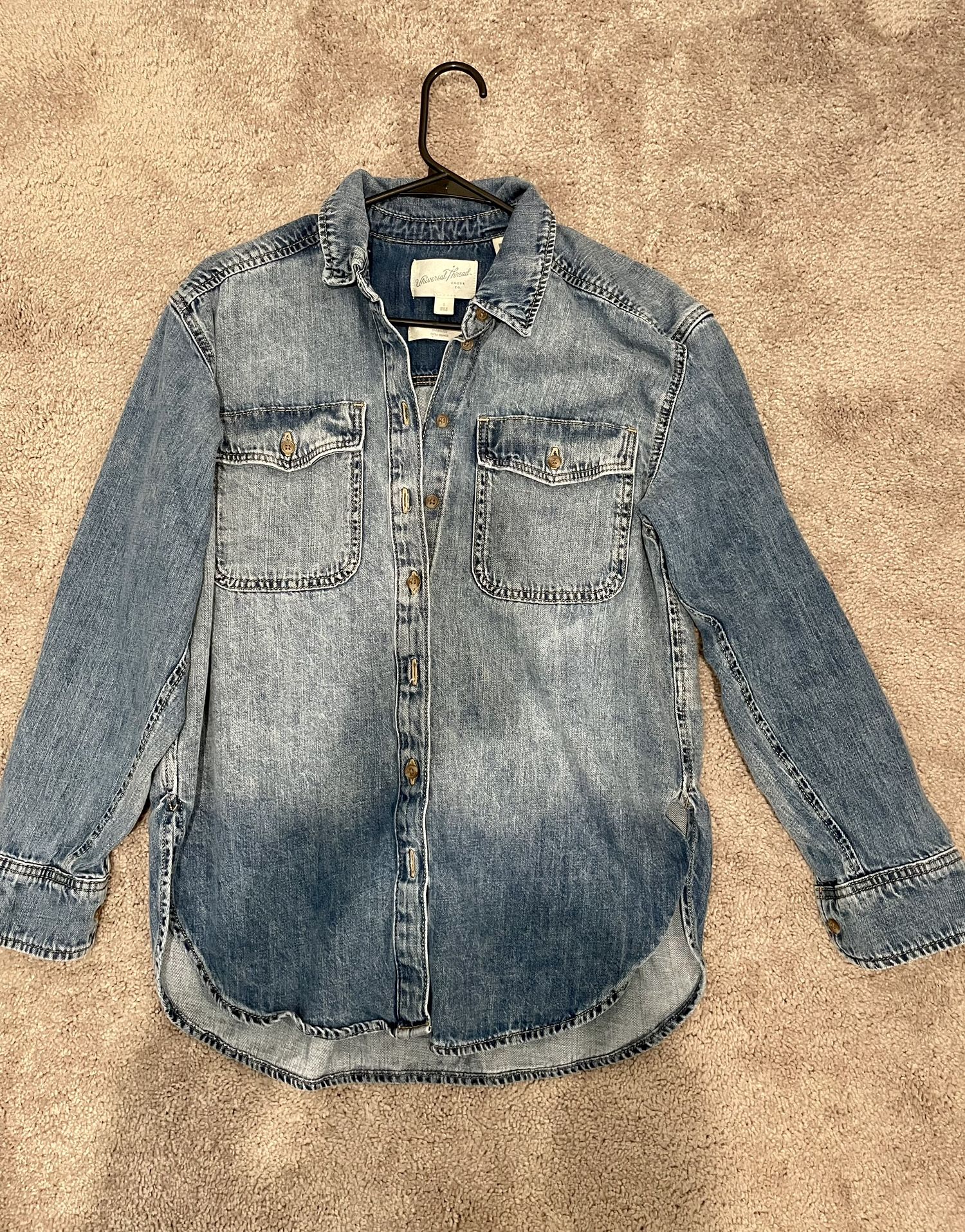 Universal Thread Denim Jacket, Small