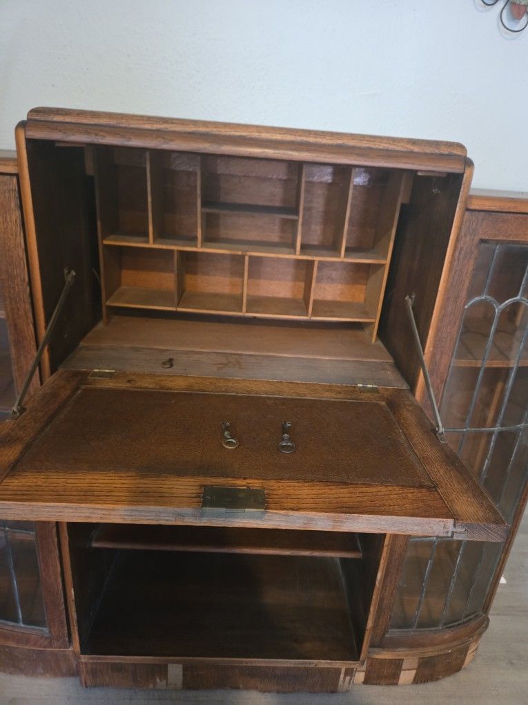 Art Deco Side By Side