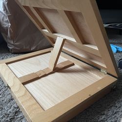 Arteza portable art stand