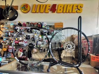 Bucklos 26" Double Wall Wheelset with Disc Rotor and Cassette