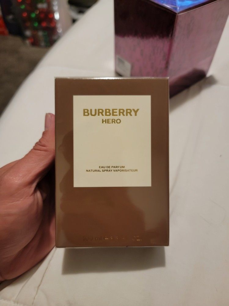 Burberry HERO EDP