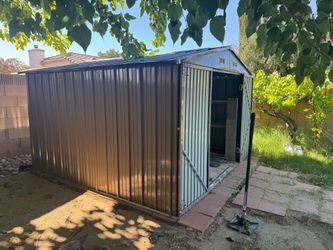 $400 10x10 Storage Shed- great condition (just pick up)