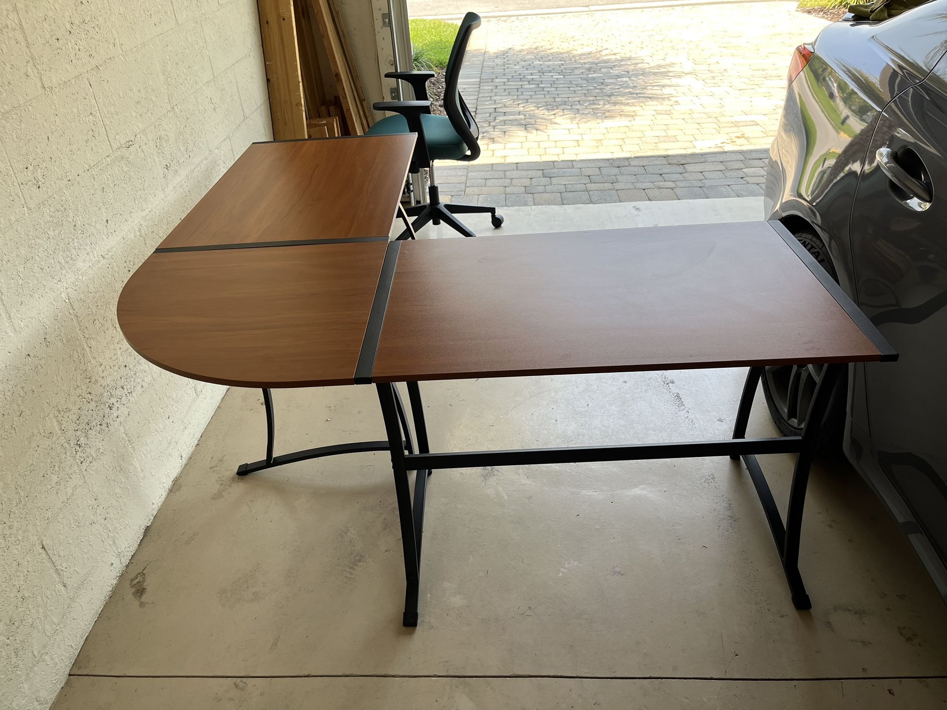 U Shape Desk And Chair - $100 OBO