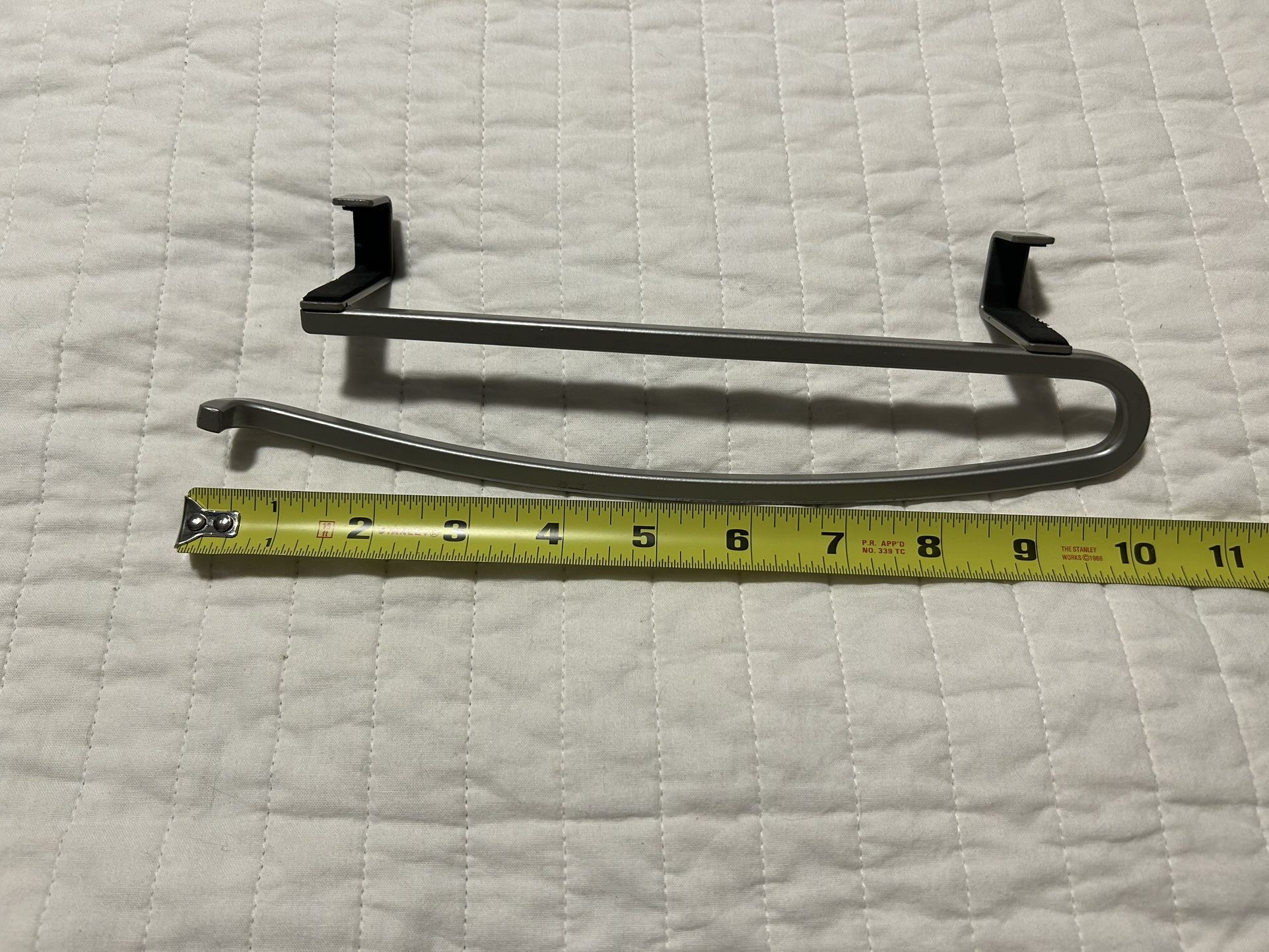 Over the door hand towel holder cabinet kitchen storage silver rack organization
