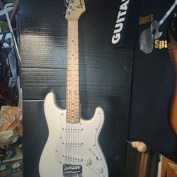 Tan or Red Mini SQUIER Bundle Amp & Guitar EXC Pro Fret-level Setup Spa Perfect Everything to Start