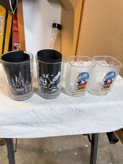 Disney 25th Anniversary Glasses (4)