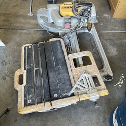 Tile Saw Dewalt