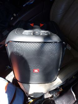 Jbl party box