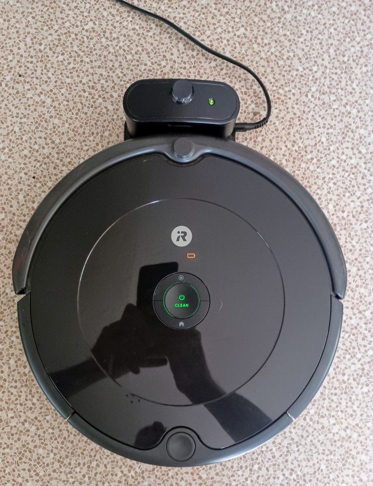 iROBOT ROOMBA 694 SMART VACUUM 