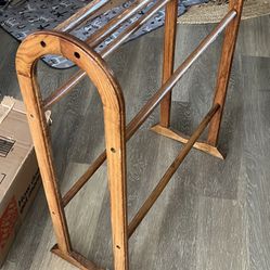 Wooden Blanket Rack