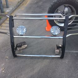 2007 escalade chevy GMC crash bar used