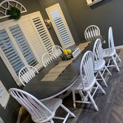 Ethan Allen Dinning Table W/2 Leafs.  8 🪑 Or 6 Chairs And A Bench