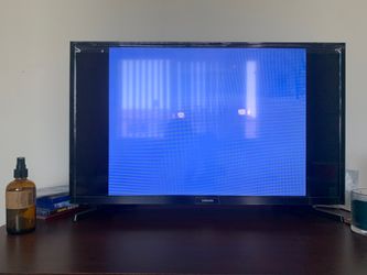 Cheap Samsung 32 in M4500 series.