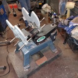 Miracle Paint Shaker. 1 Or 5 Gall Buckets Exel Cond Retails For. $5000.00 New