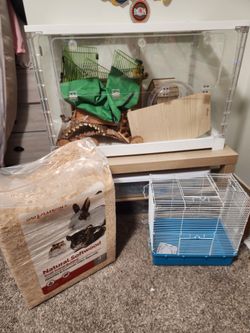 Hamster Enclosure With Accessories And Stand