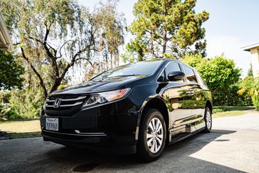 2015 Honda Odyssey Mobility Van