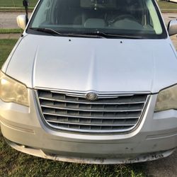 2008 Chrysler Town & Country