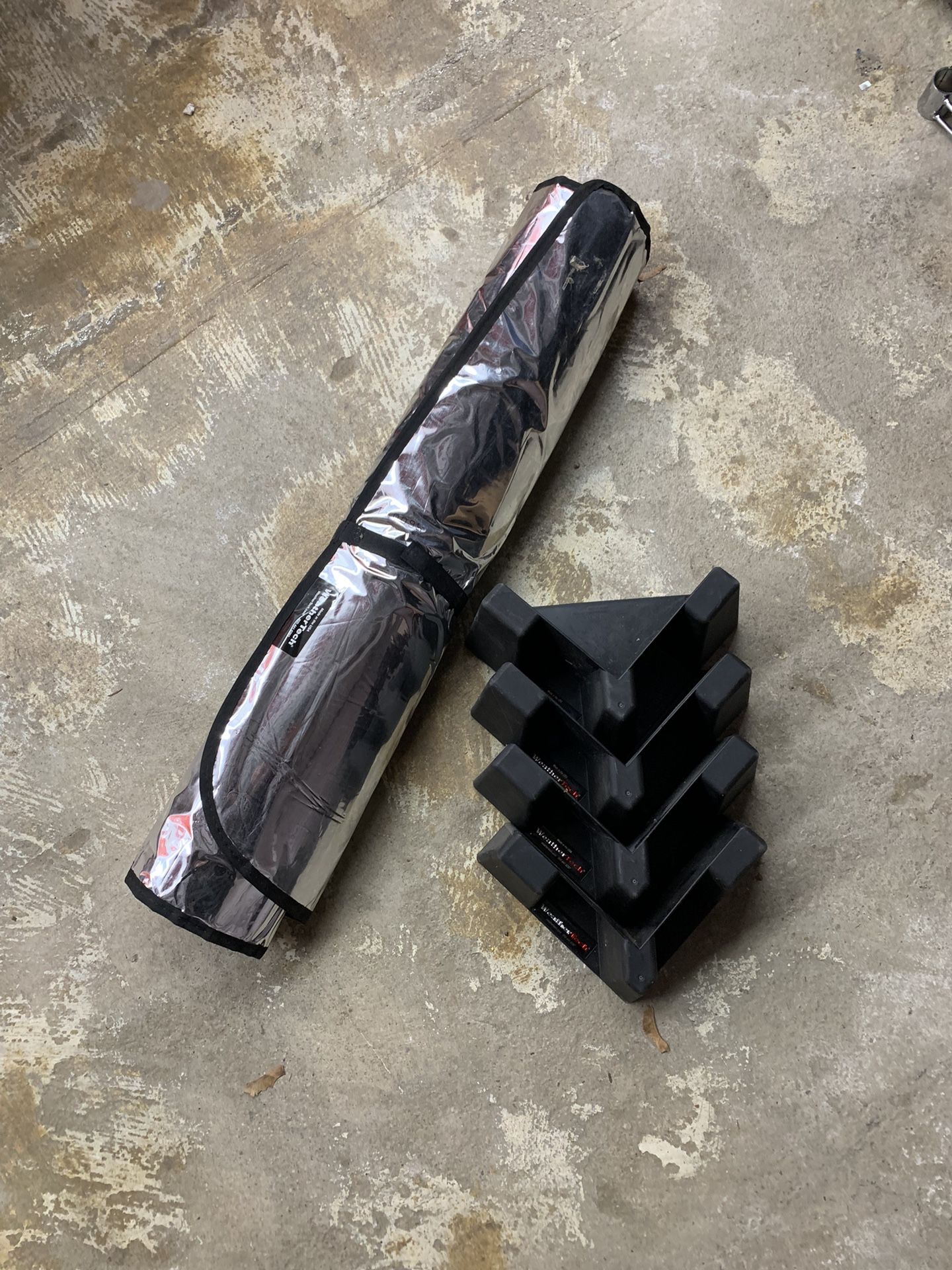 Sunshade and Cargo Blocks