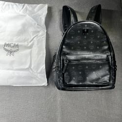 MCM large Backpack In Black