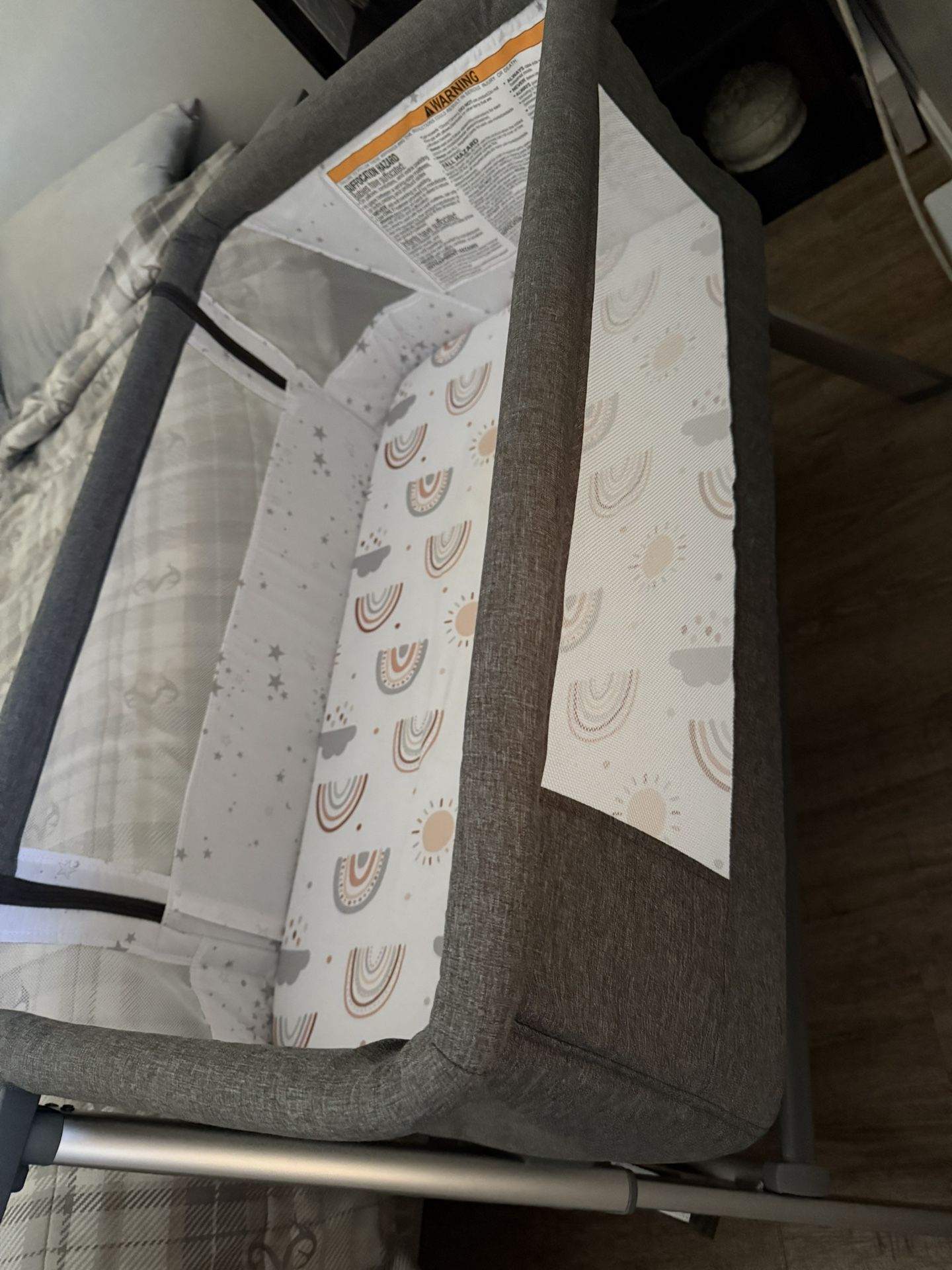 Dream On Me Bedside Bassinet 