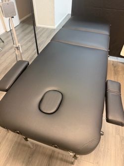 Massage bed