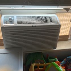 Window Air Conditioner 