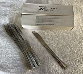 STAINLESS STEEL KNIVES -BRAND NEW