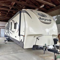 2016 Jayco eagle Travel Trailer 