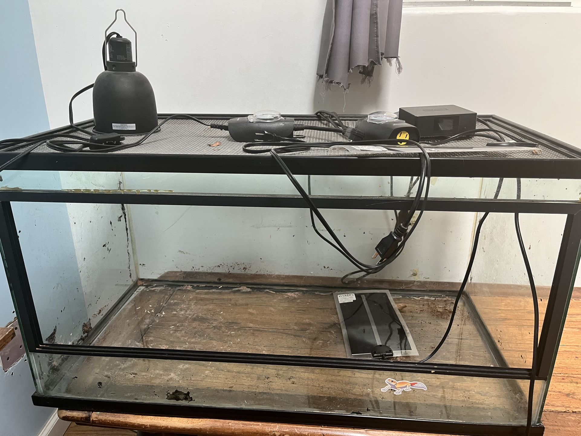 40 Gallon Tank Front Slider 