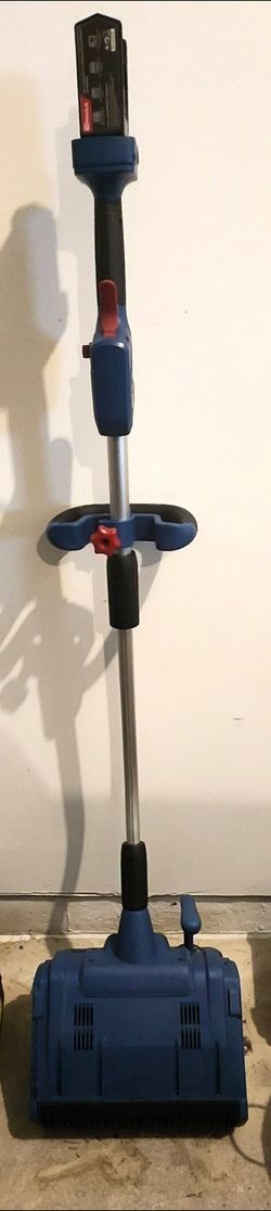 14" W x 60" H - 2025 snow blower w/batteries