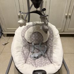 Graco Simple Sway bay Swing For sale