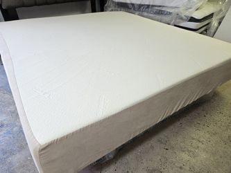Mattress and box spring king size