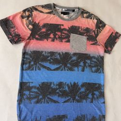 Men T-Shirt Size Small