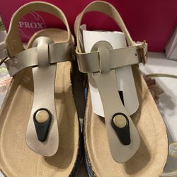 Tengo Muchos Zapatos de Niña Y Niños Diferentes Números 